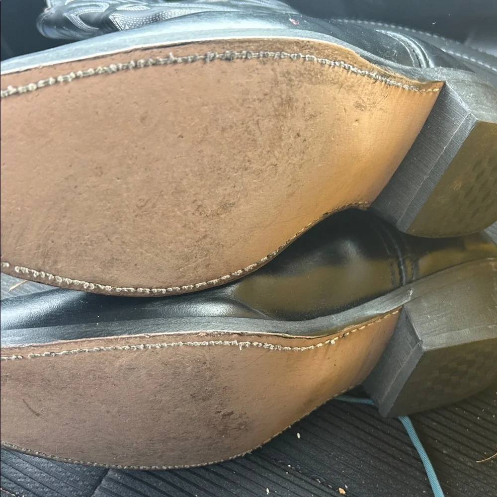 Laredo Black Western Cowboy Boots with Embroidered Stitching - Picture 5 of 5